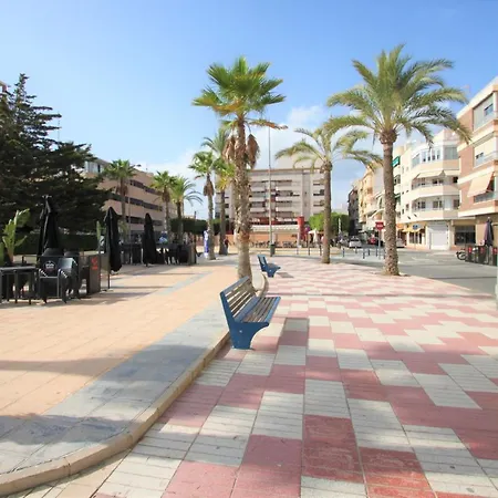 En Santa Pola, Playa De Levante Sp102 Apartment